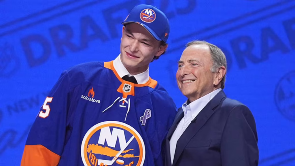imgi_8_Matthew-Schaefer-Overcomes-Heartbreak-to-Become-Islanders-Top-NHL-Draft-Pick